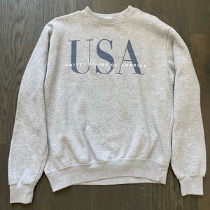 Brandy Melville USA Crewneck